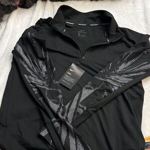 Nike Black and Gray Dri-Fit Pullover